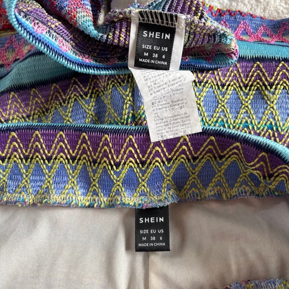 Shein Shorts Outfit Top Colorful Lined Bottom Summer Pink Blue Women's Size M - Picture 3 of 3